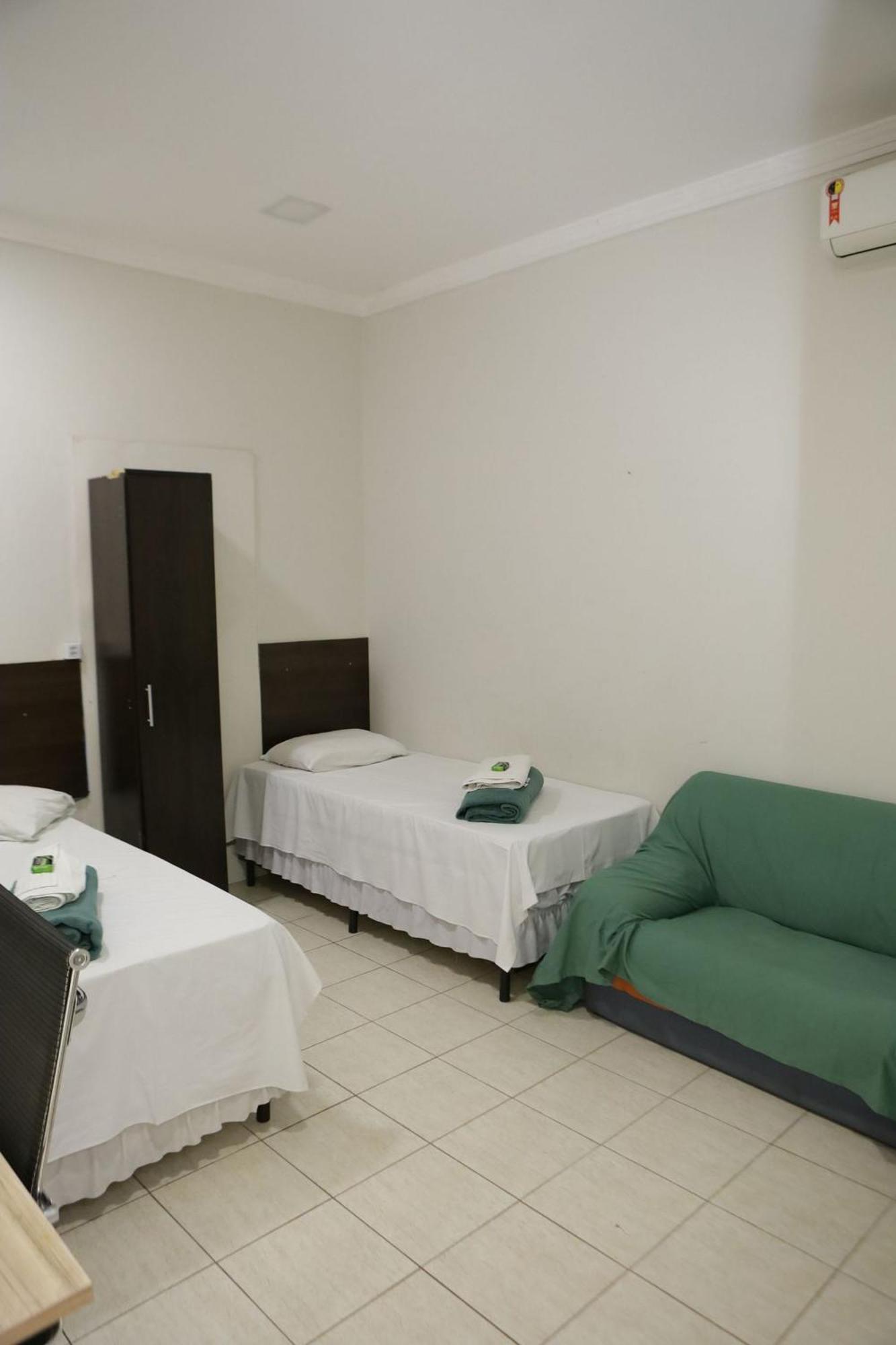 Hotel Pousada Dos Bosques - Refugio Urbano Cuiabá Extérieur photo